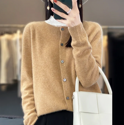 ELEANOR™ - Soft Button-Up Cardigan