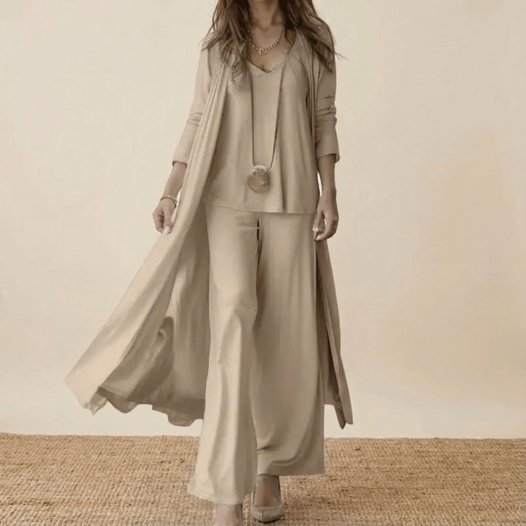 Elegant Barbara Ensemble of 3 Pieces
