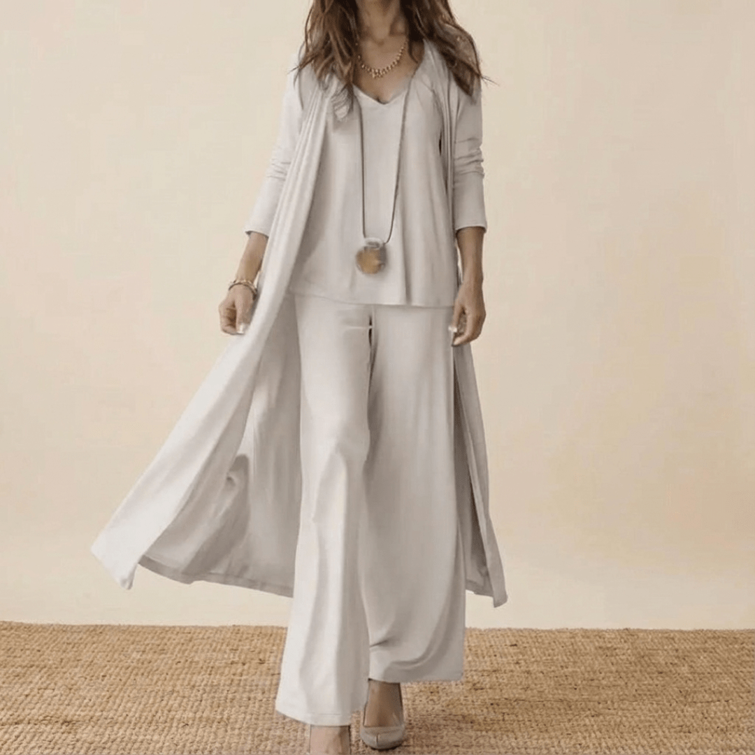 Elegant Barbara Ensemble of 3 Pieces